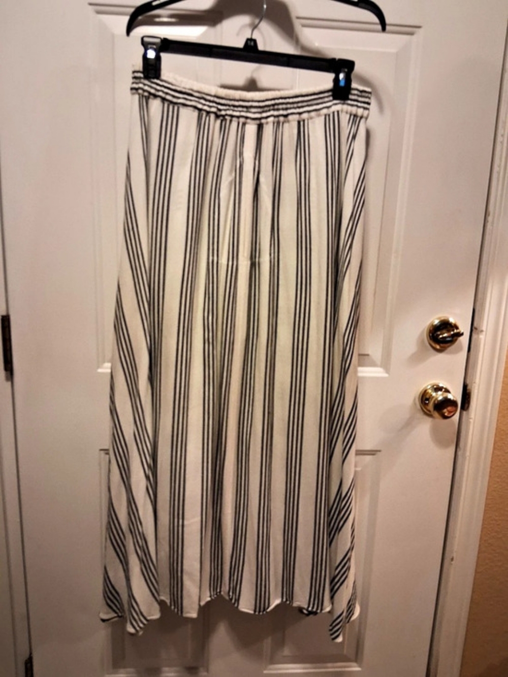 Tienda Ho - Moroccan Striped Maxi Skirt in White & Black Like New